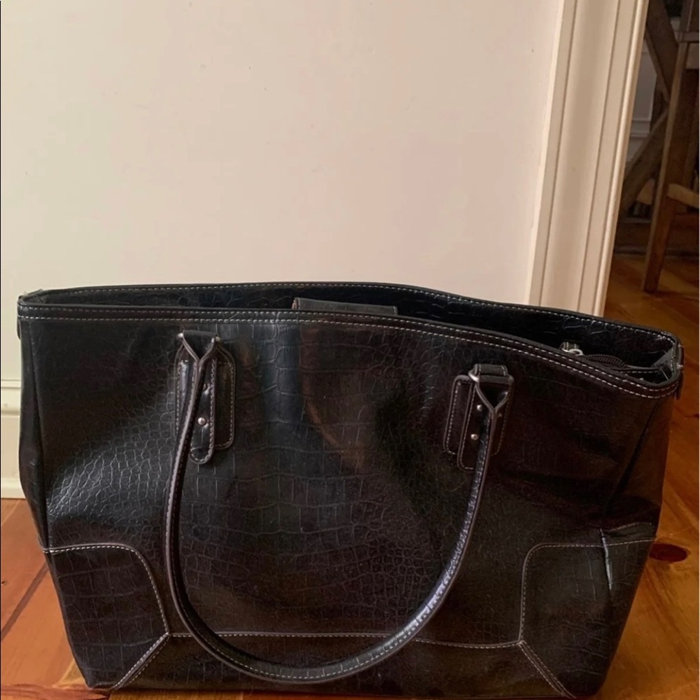 Women’s hand bag